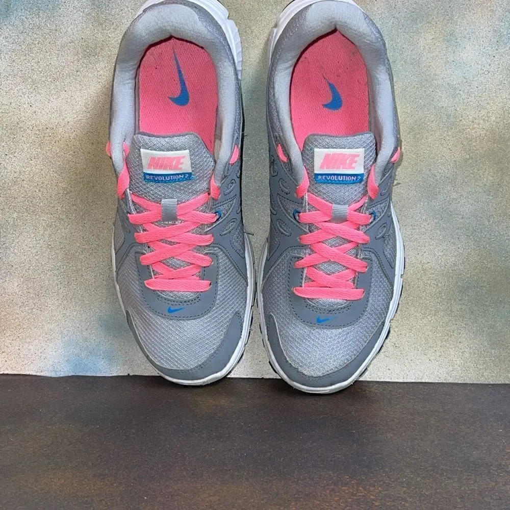 Nike Revolution 2 Women’s Running Shoes Size 9.5M